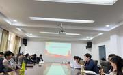 六合彩开奖记录
党委组织召开教职工理论学习会议暨普法宣传教育专题研讨会