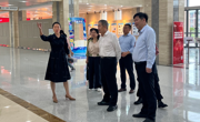 杰出校友任启亮先生应邀到山萝讲堂作学术讲座