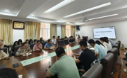 上海大学谭旭东教授应邀为六合彩开奖记录
师生作学术报告